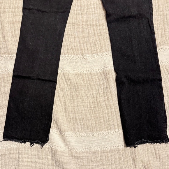 Abercrombie & Fitch High Rise Skinny Jean in Washed Black with Split Hem - LONG - Picture 5 of 6